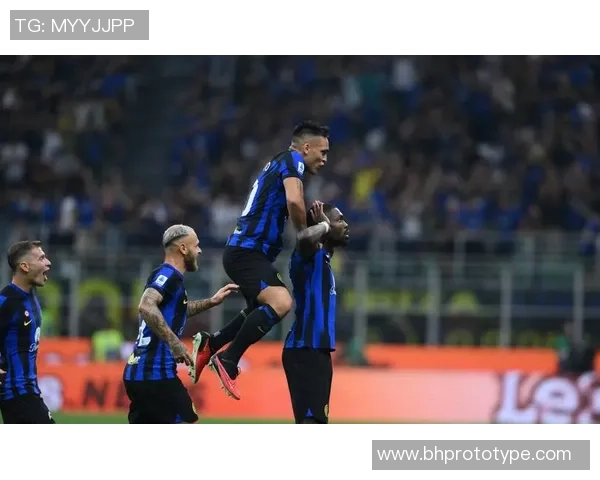 足总杯惊心动魄那不勒斯与国米2比2平引发争议判罚全场沸腾