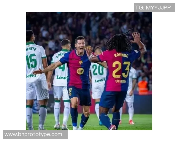 巴萨友谊赛大胜里昂五球逆转瞬间引发全场热烈欢呼集锦回顾 巴萨友谊赛大胜里昂五球逆转瞬间引发全场热烈欢呼集锦回顾