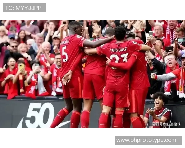 德甲激战:利物浦与拜仁战成平局战术分析引发全场热议 德甲激战:利物浦与拜仁战成平局战术分析引发全场热议