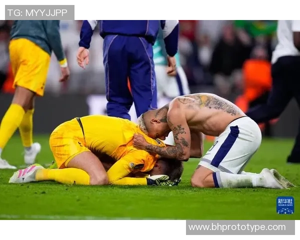 曼联逆袭热刺5-0晋级世界杯点球大战成全场焦点瞬间